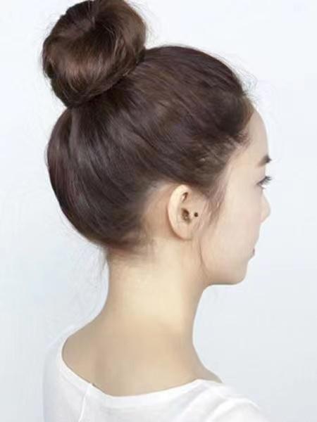 中长发怎么扎好看又简单的丸子头,中长发怎么扎好看