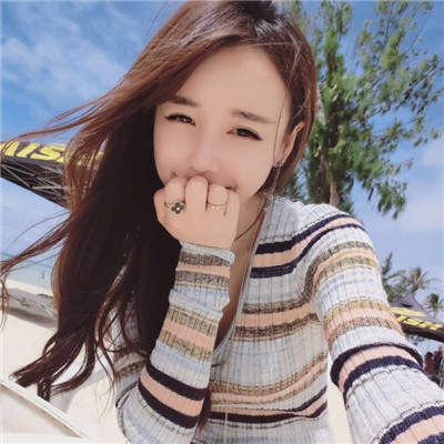 跟女生聊天总回复好的,和女生聊天总是回复嗯什么意思