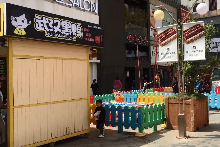 号称“小上海”的周浦镇，商业现状冰火两重天，为何万达独大