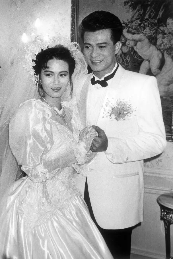 “蠢人”黄日华其人