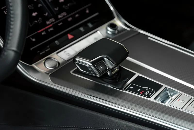 游艇商务策划工作内容,国产游艇派对策划布置