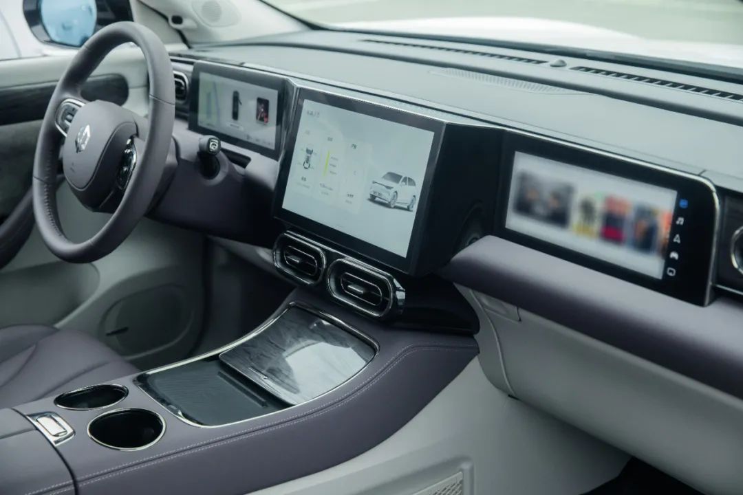 零跑c11纯电版深度试驾,零跑c11汽车试驾视频