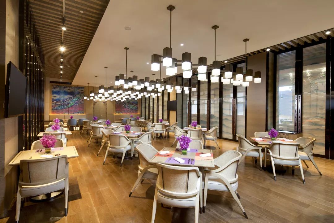 ￥998/2晚-超酷炫船型酒店！直面江湖双景！五星豪华游轮！