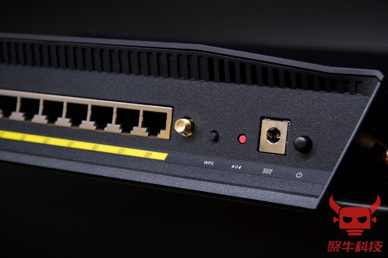 华硕路由器ax88u可以刷什么openwrt,华硕路由器rt-ax68u接口