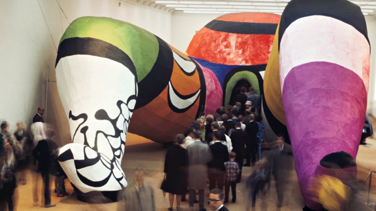 20世纪最受欢迎的女艺术家，她童年不幸，家人抑郁，终成传奇一生