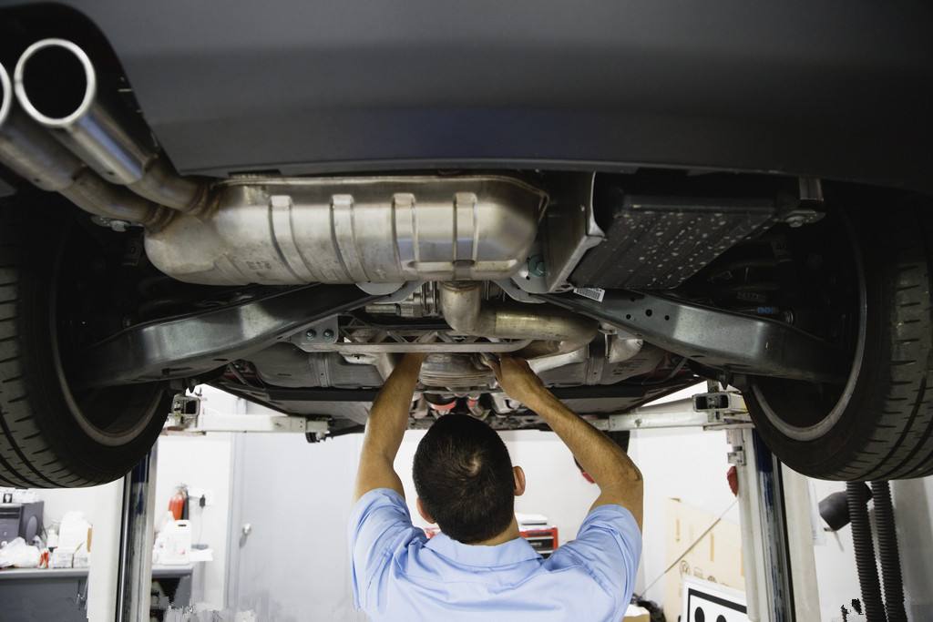 养一辆宝马5系一年需要多少钱,养一个宝马5系一年的消费