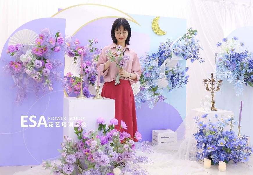 婚礼花艺培训课程,蓝紫色花艺设计效果图片