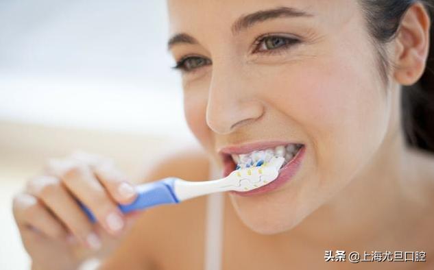 为什么会引起牙髓炎,为什么牙髓炎无法自愈