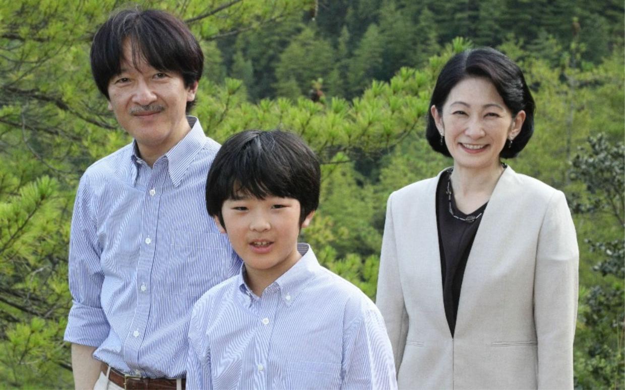 鏃ユ湰鐜嬪浼犱綅闂,鏃ユ湰鐜嬪鍐呰