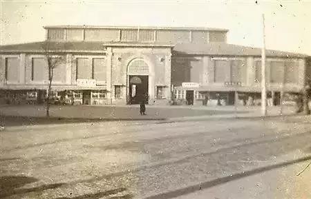 天津滨江道已无当年的繁华,天津消失的滨江道