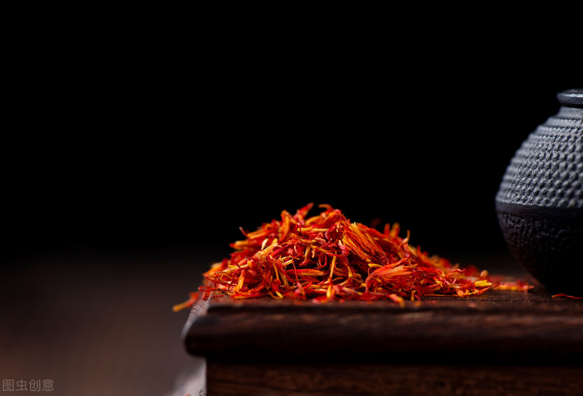 藏红花与西红花的区别,西红花和红花如何区分