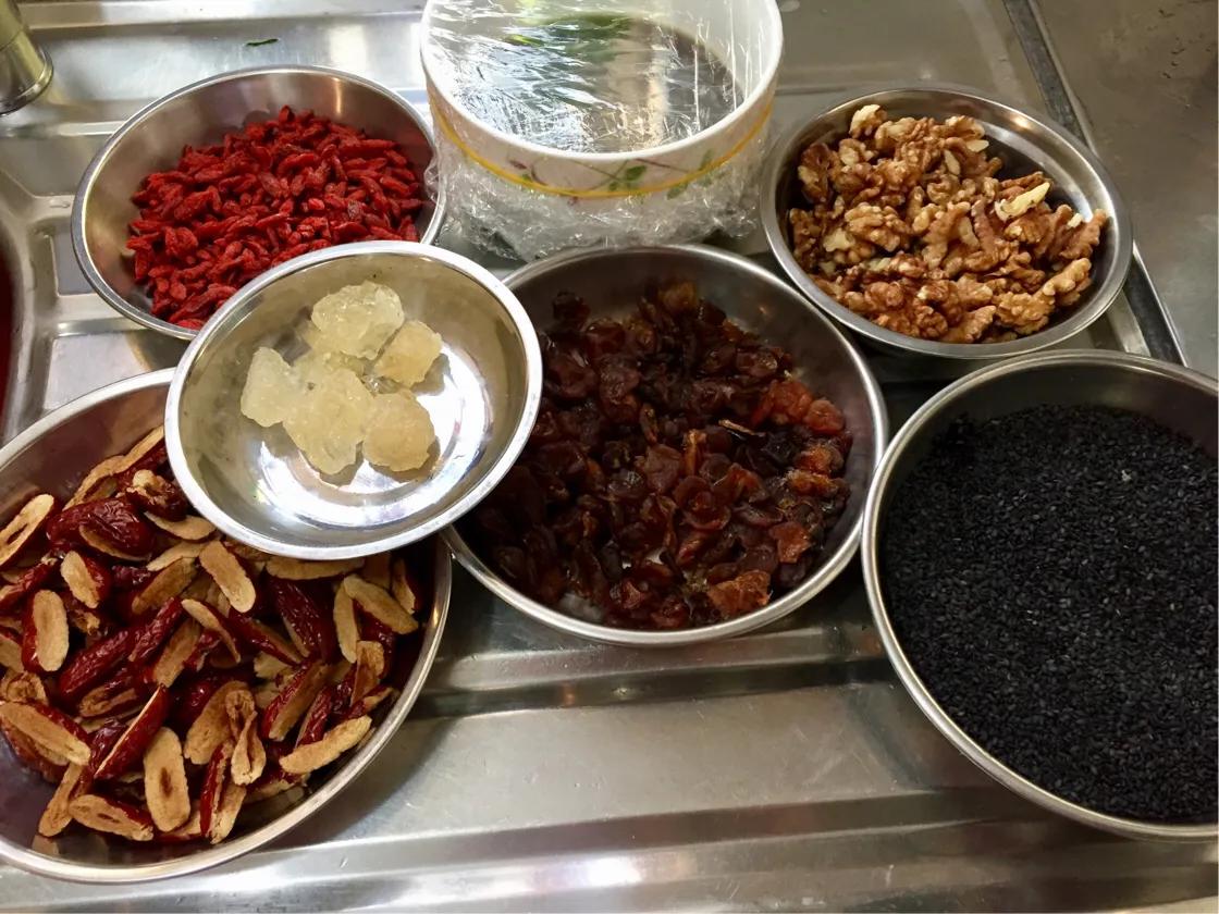 女人自制阿胶糕做零食,女人阿胶糕配方