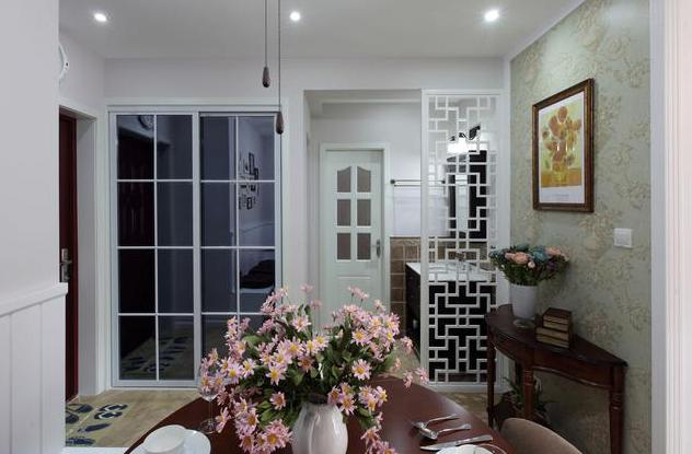 进门餐厅两室改三室,开门正对餐厅装修案例