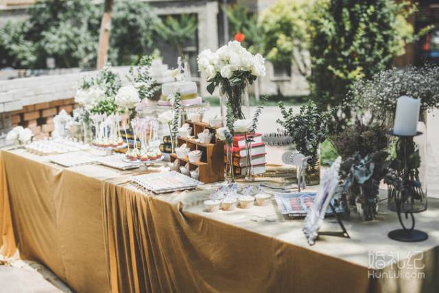 韩商言佟年婚礼“曝光”：get这几点，四舍五入也算嫁给李现了