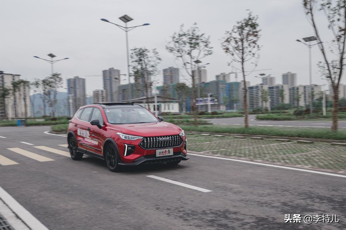 重庆试驾哈弗赤兔,满身智能安全配置7.7秒破百,这车能买吗?