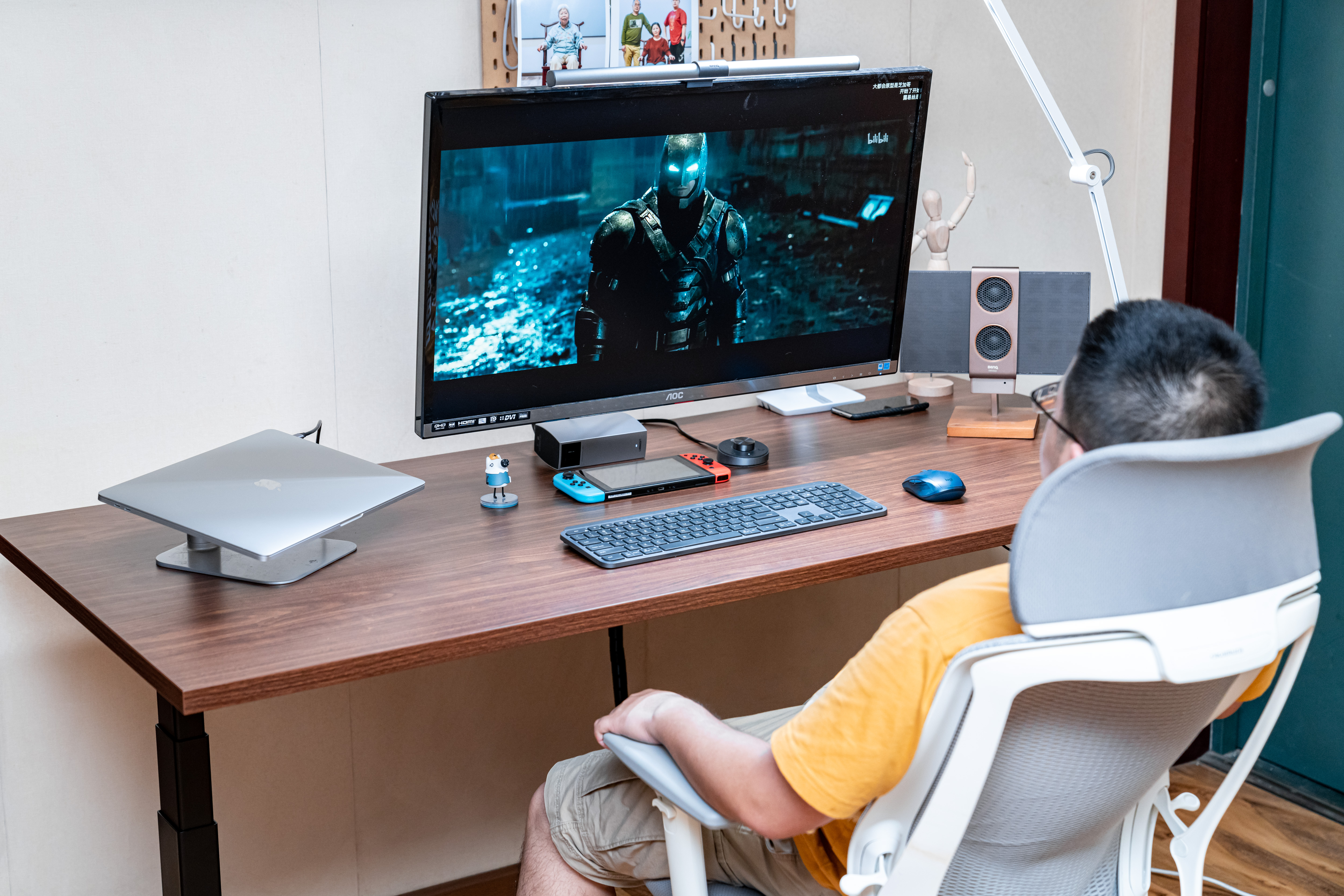 怎样买电动升降桌划算,电动升降桌如何选板材