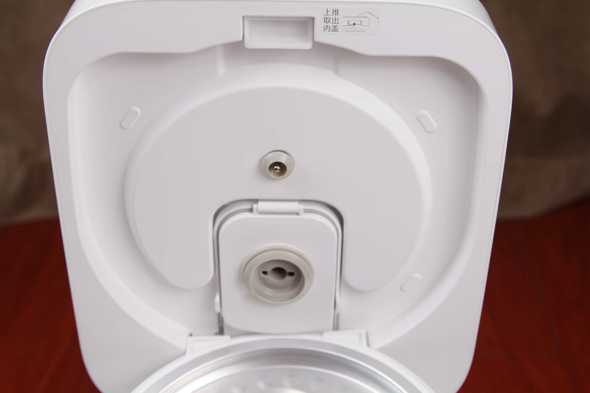 日本电饭煲做饭,日本电饭煲煮饭好吃的秘密