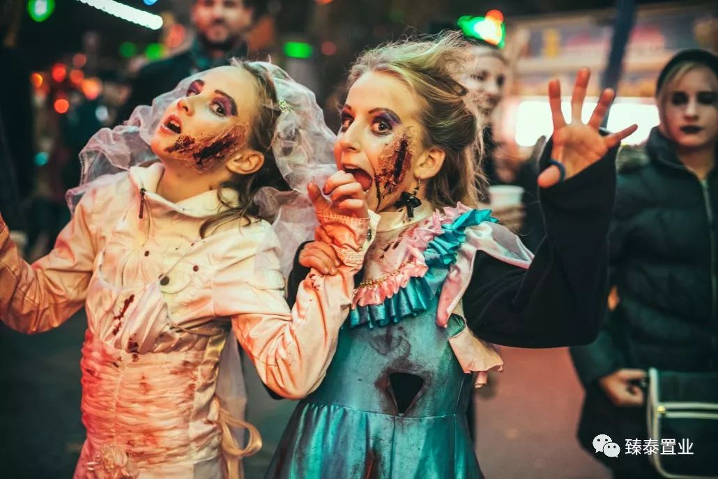 范冰冰蕾哈娜蓝色妆容,范冰冰蕾哈娜