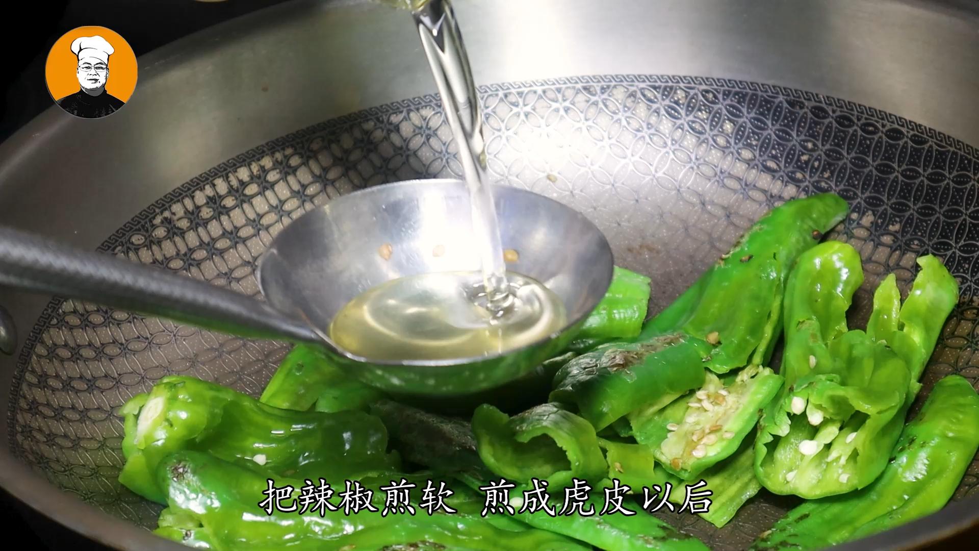 湖南特色菜擂椒炒皮蛋,湖南口味辣椒炒皮蛋下饭简直绝了