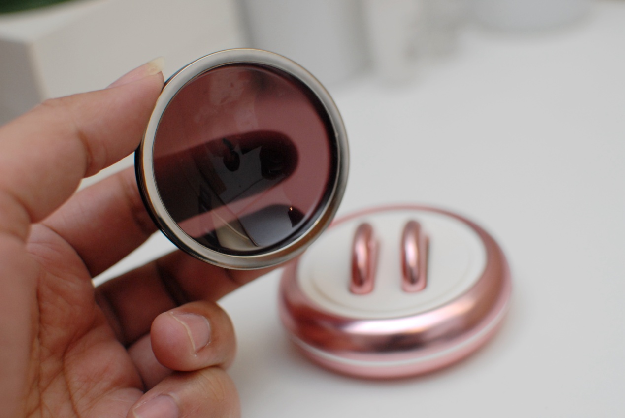 28倍冷光嫩肤，轻松抚走鱼尾纹：小米有品小光仙眼纹抚纹仪