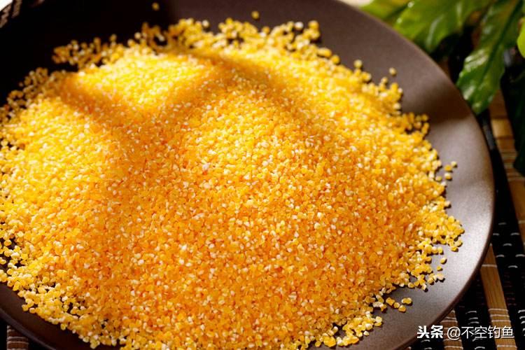 抛竿爆炸钩鲢鳙商品饵料配方,抛竿钓鱼怎样选择鱼钩饵料