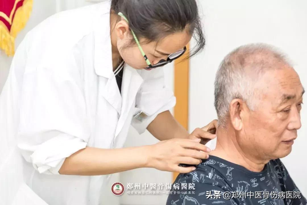 冬病夏治正当时三伏贴火热开贴,冬病夏治正当时三伏贴