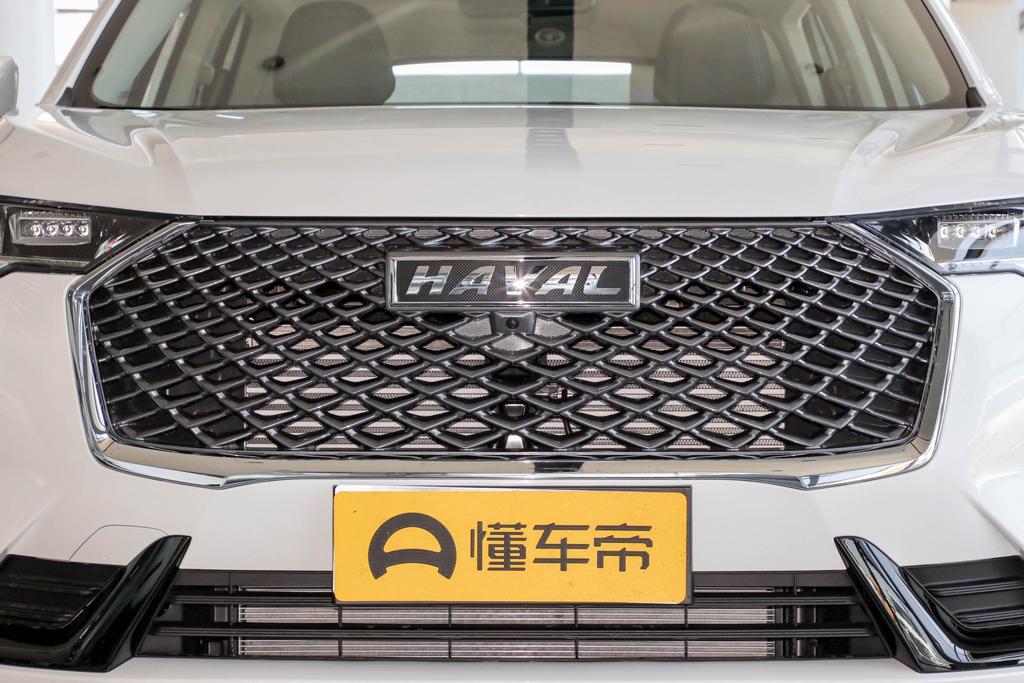 哈弗h6运动版贯穿式尾灯效果,哈佛h6运动版尾灯总成