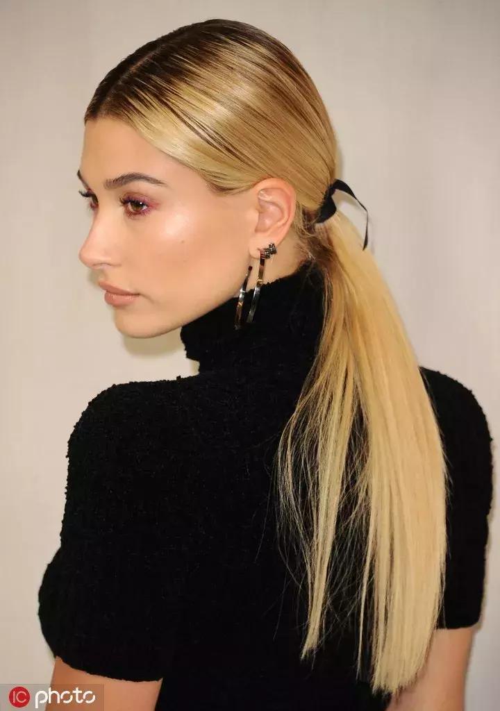 女子挤痘痘颅内感染住进icu,女子挤痘痘引发感染被送急诊