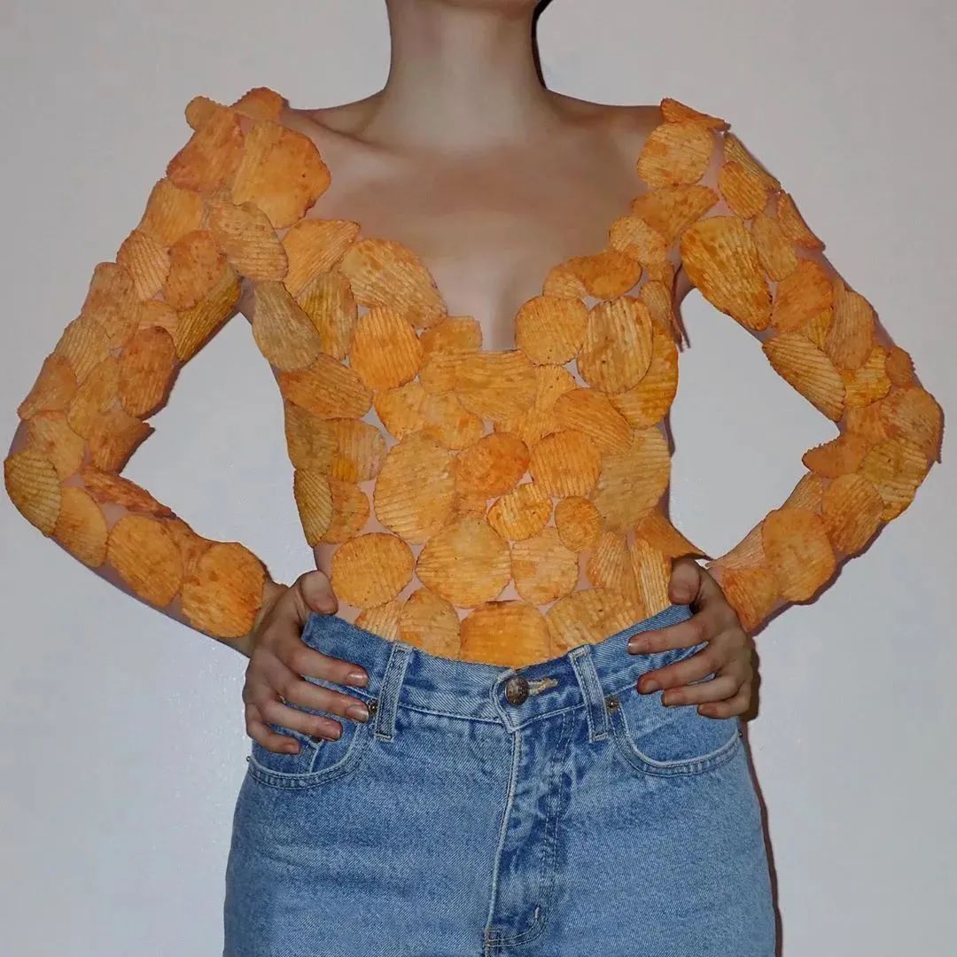 有点诱惑！外国美女设计师拍的“人体”艺术，够大胆，脑洞大开