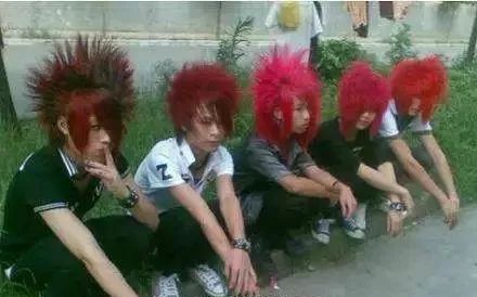 90后的你买了几套房子,90后太苦了也没存款