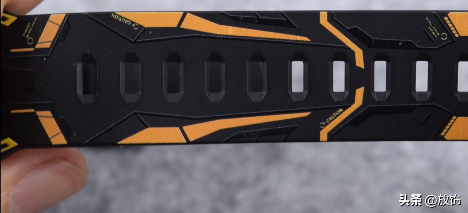 高达40周年卡西欧G-SHOCK联名腕表——报丧女妖款简单测评