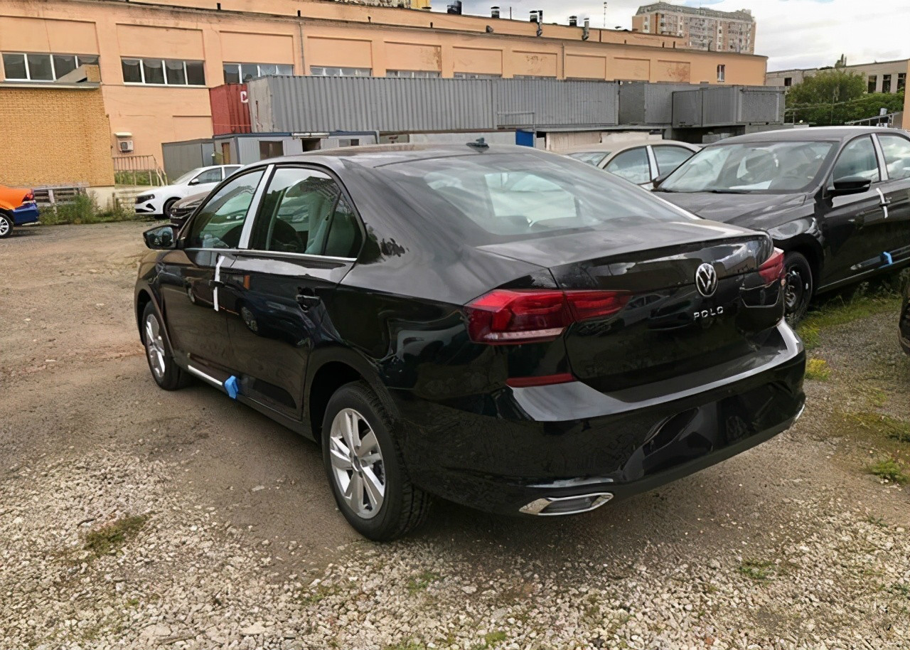 2018款桑塔纳换2016款polo,两厢版桑塔纳与大众polo对比图片