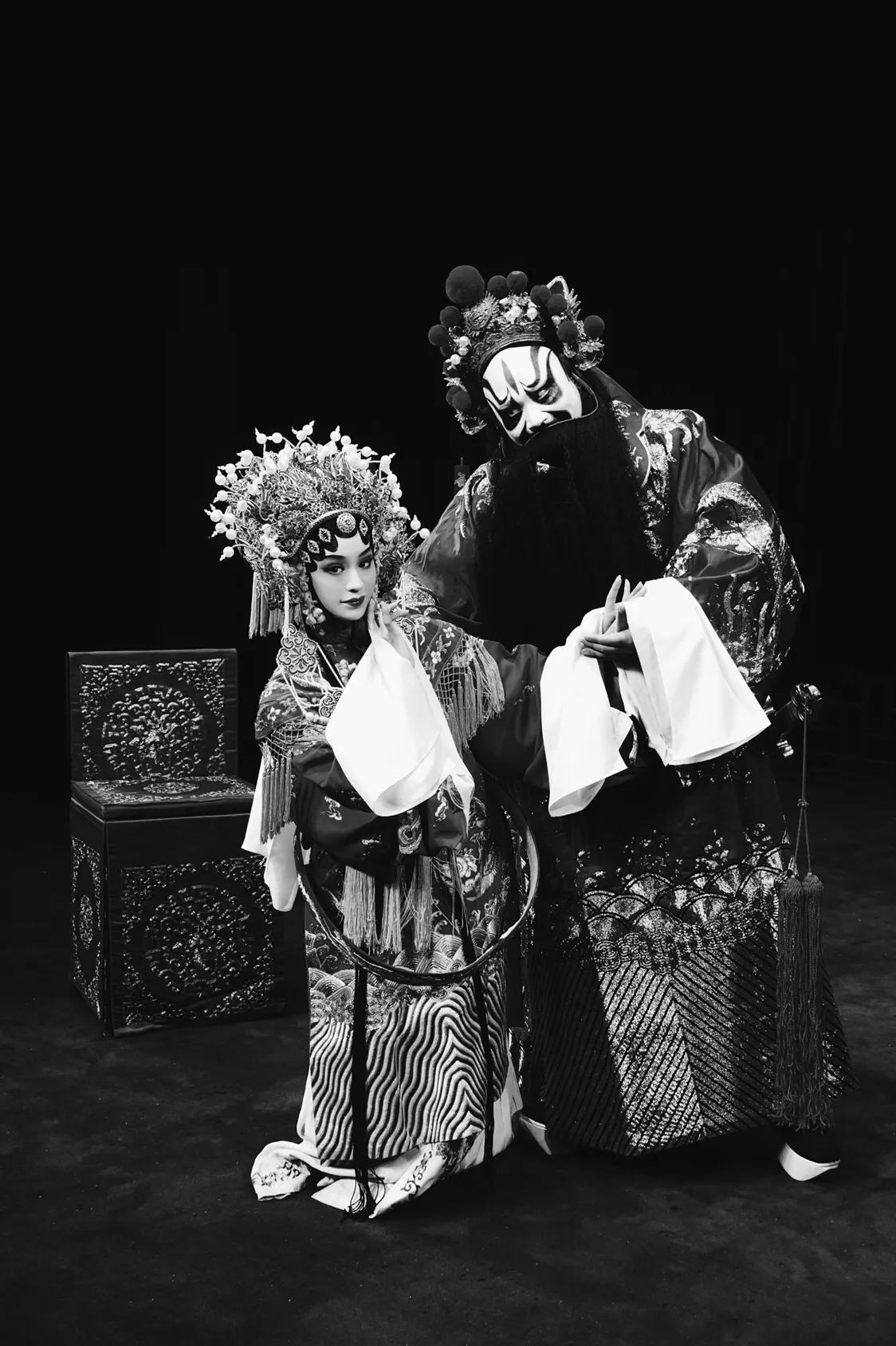 要不要一起去看电影,要不要一起看剧