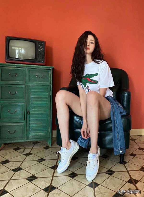 张天爱豹纹衣搭配图,鳄鱼与牙签鸟张天爱穿搭