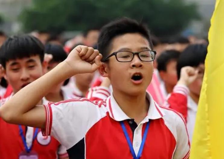 中考失利考不上普高可以选择复读,中考失利不让复读怎么办