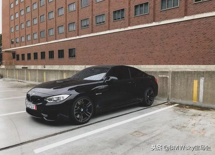 哪一台宝马适合改装m4,买bmw送什么礼品