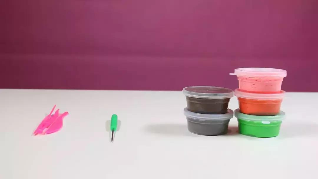 圆形手工制作仙人掌创意废物利用,硬卡纸仙人掌手工制作大全