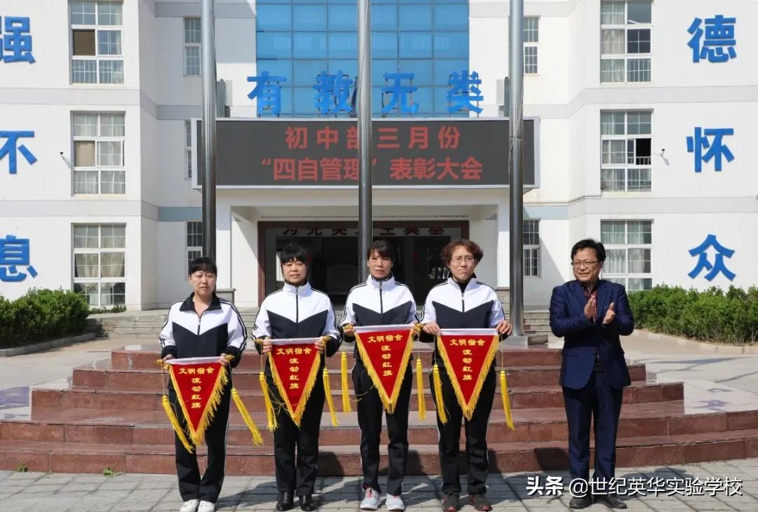 浜旀槦灏戝勾,浜旀槦灏戝勾鎵窞