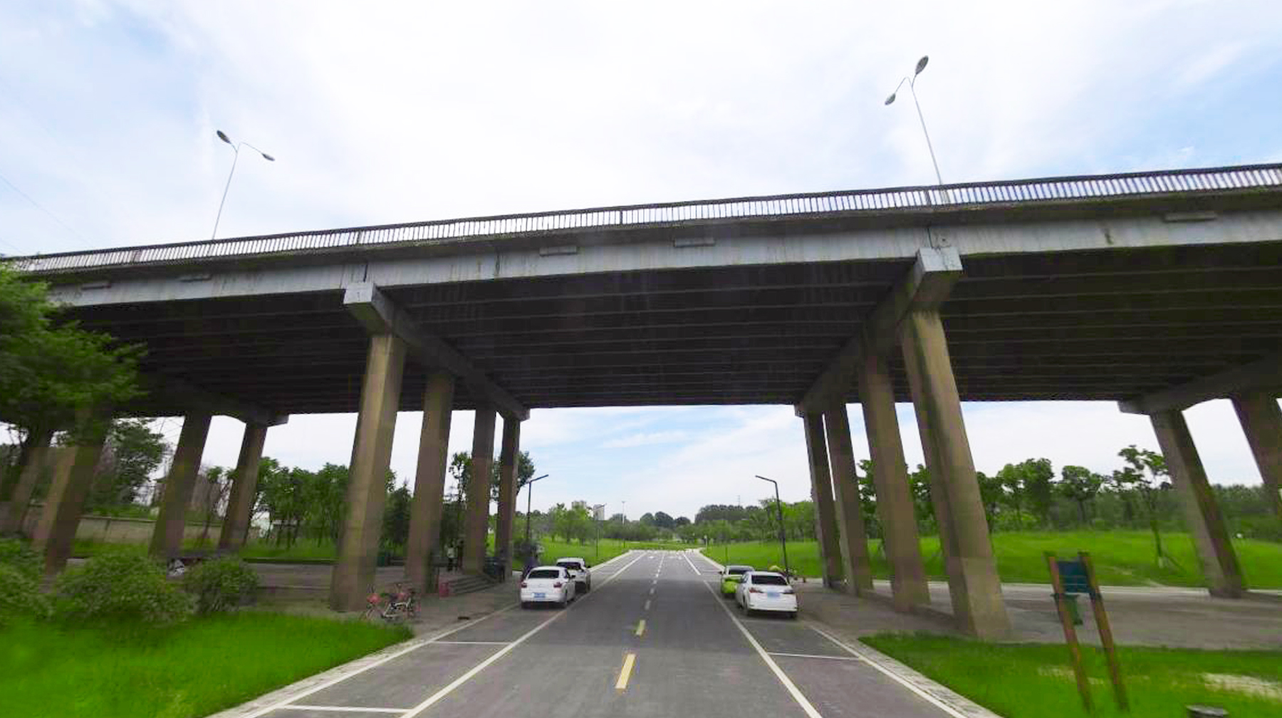 东西湖府河大堤春游,武汉公园春游