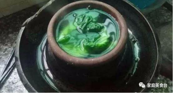 酸菜怎么腌不用压石头还不坏,用盐腌制酸菜的正确方法