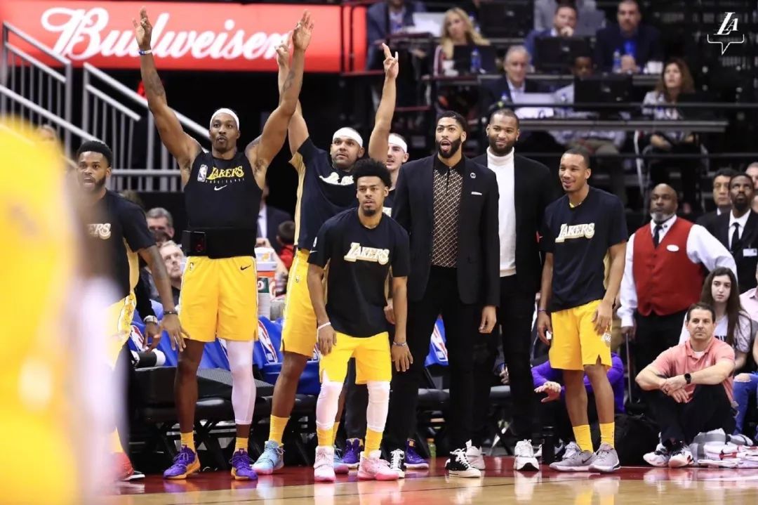 霍华德救赎之旅,超人回来了霍华德视频