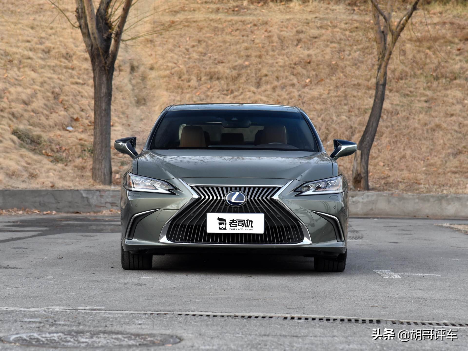 日系豪华车省油,2019年款雷克萨斯es260fsport