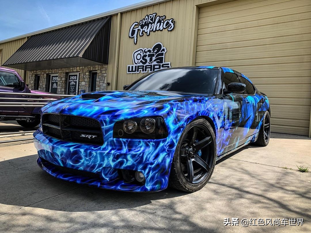 道奇战马srt8多少钱,肌肉猛兽道奇战马