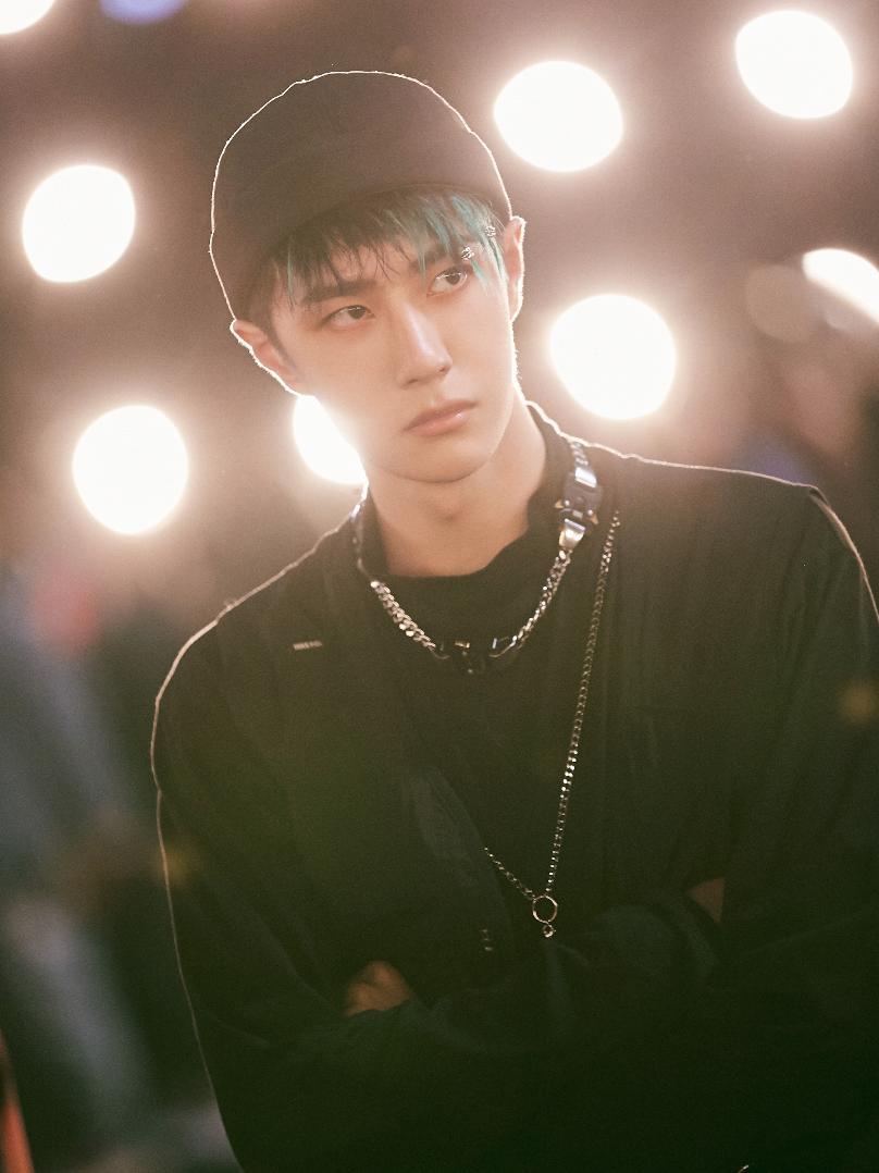 王一博揭露最新“财富密码”！财神爷回归，吴亦凡看了都说顶