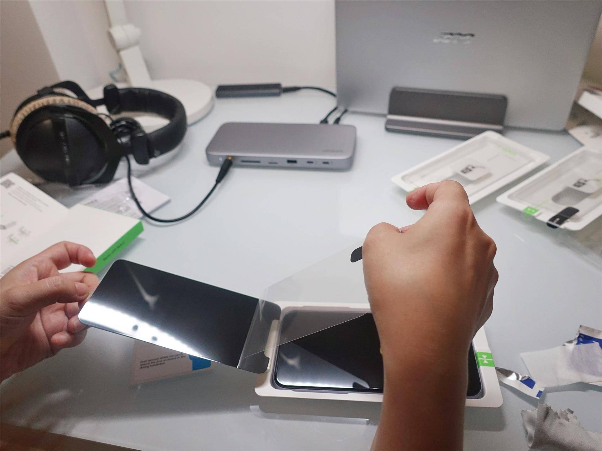 给手机贴好一张Belkin钢化膜需不需要“祖传贴膜手艺”?