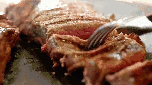 巴西牛排烤肉自助成都,巴西烤肉自助烤菠萝