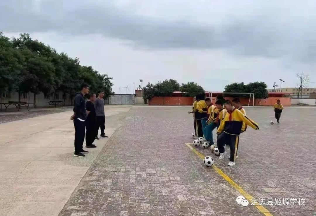 砥砺前行守初心筑梦未来谱华章,砥砺奋进守初心资料