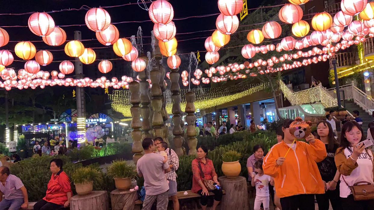 不懂英语出国旅行过海关,如何学英文出国旅游