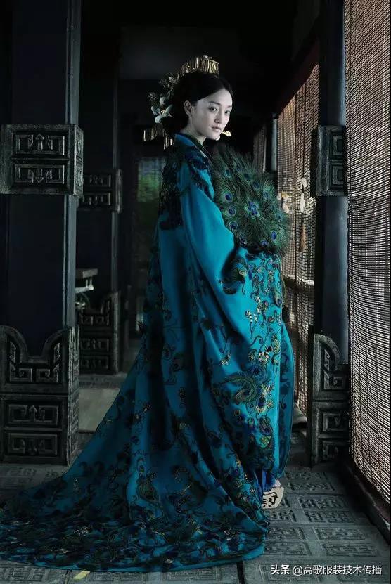 程越峰服装视频,程越峰服装视频全集