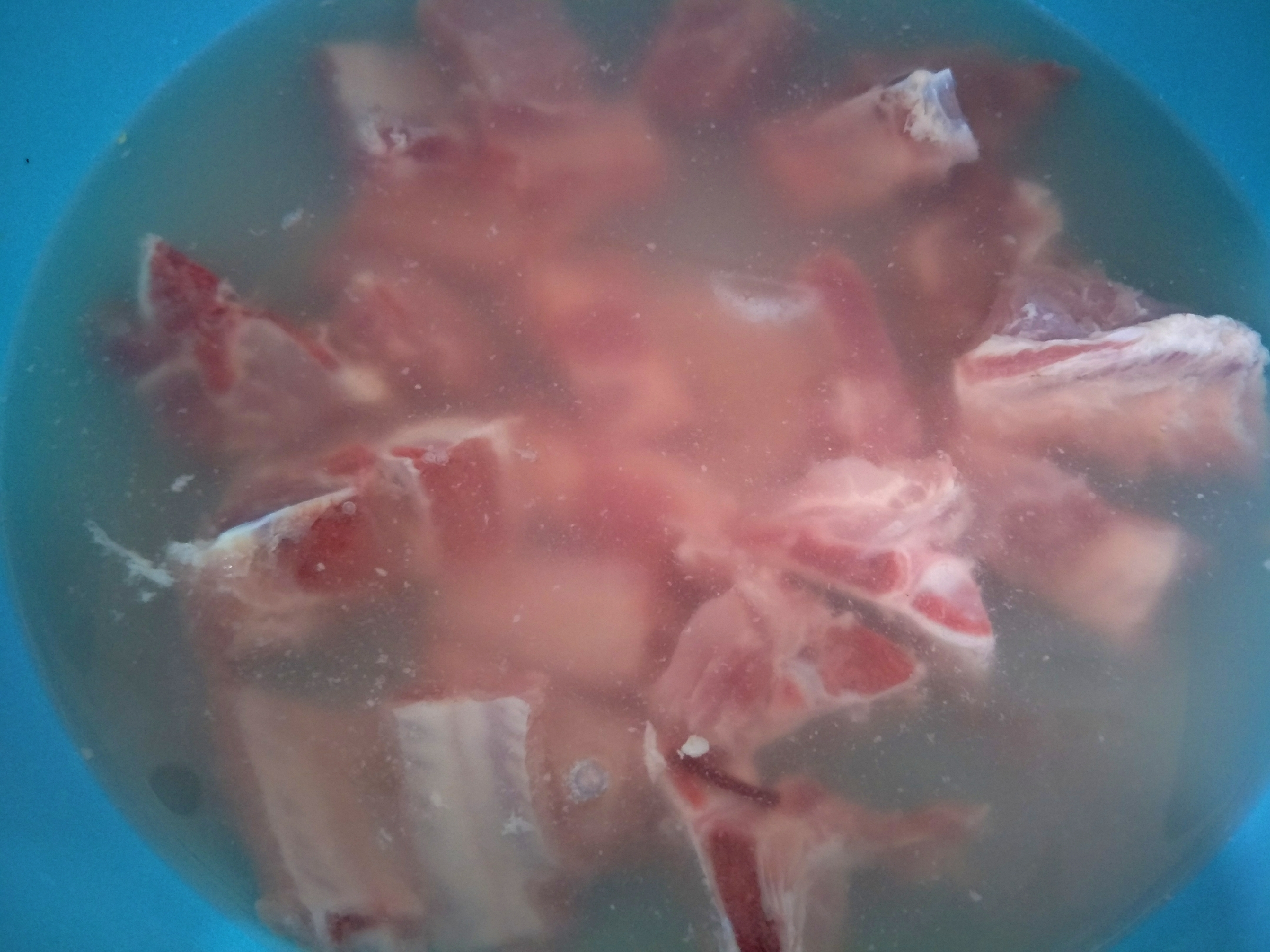 排骨米饭用的排骨怎么做好吃,排骨糯米饭的做法电饭煲视频教程